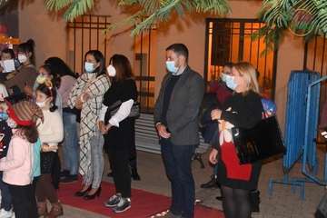 La alcaldesa de Telde alaba el ambiente mágico de la Casa de la Navidad/Francisco Javier Santana y TA.